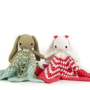 Patrón mantita conejitos amigurumi