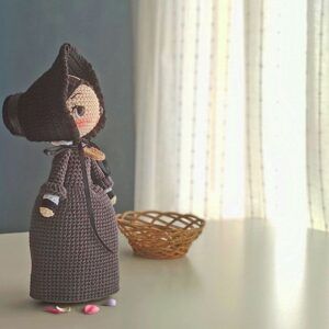 Patrón Ada McGrath amigurumi