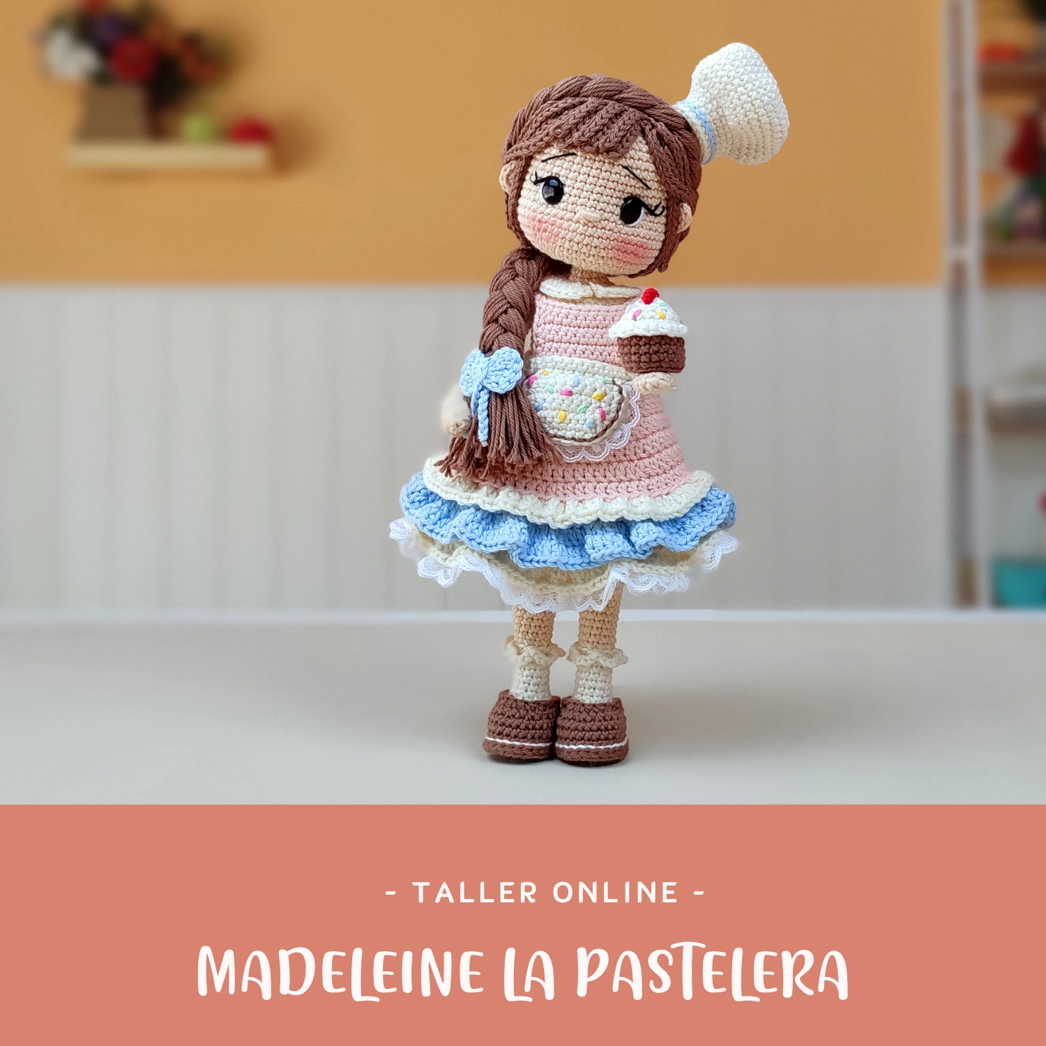 taller-online-madeleine-la-pastelera-amigurumi Madeleine la pastelera, taller online de amigurumi con clases en vídeo y patrón PDF incluido.